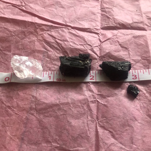 Pain Relief Crystals Gemstones Kit (Amethyst,Tourmaline,Clear Quartz) - Picture 7 of 7